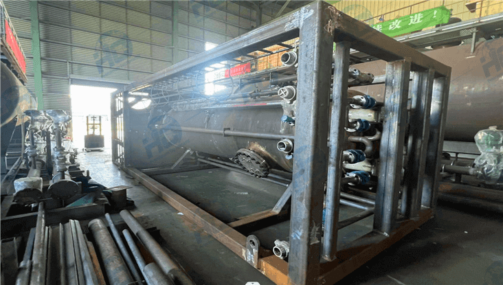 100BBL Vertical Buffer Tank.jpg